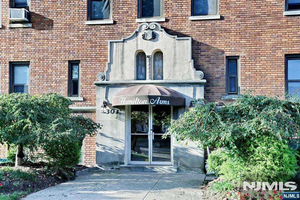 303 Hamilton Place A4 - Photo 2