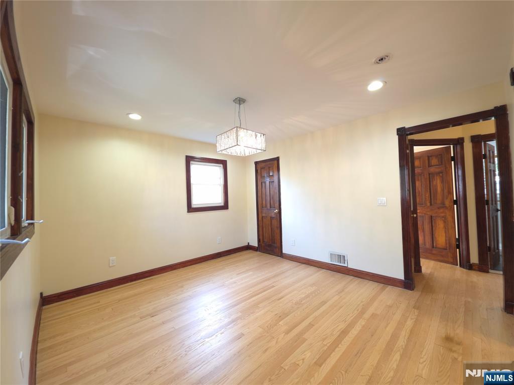 683-685 Mill Street - Photo 3