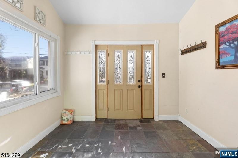 233 15th - Photo 2