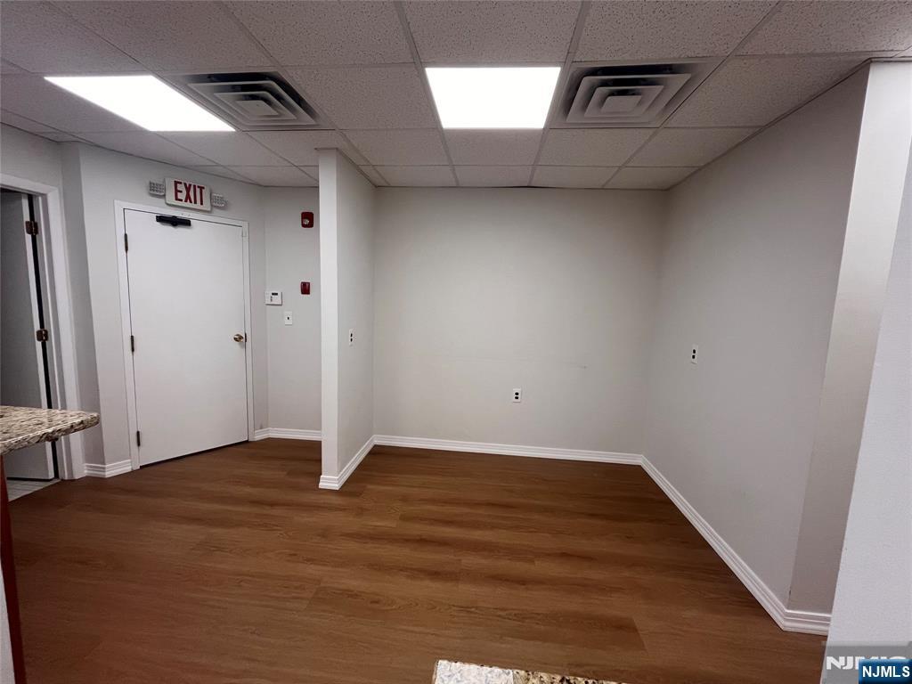 1000 S Maple Avenue 1st Floor - Photo 5