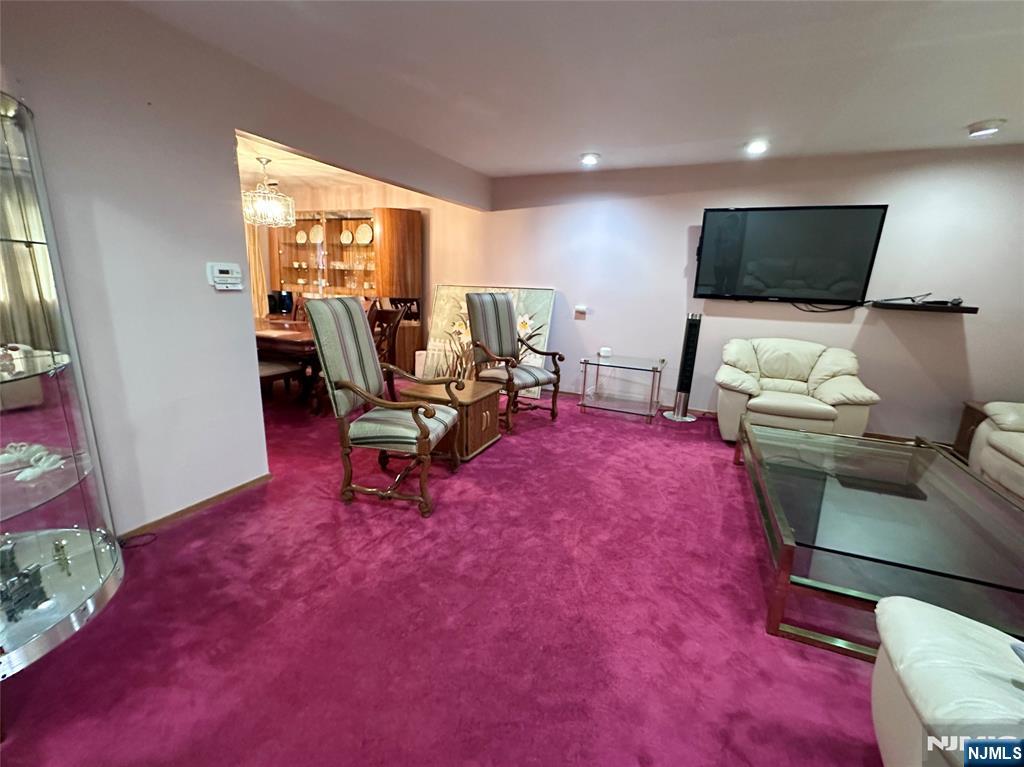 Photo 4 of Single family home for sale at 34 Cathyann Ct, Wayne, NJ 07470 | MLS# 26037579 | Listing updated on 2026-10-07