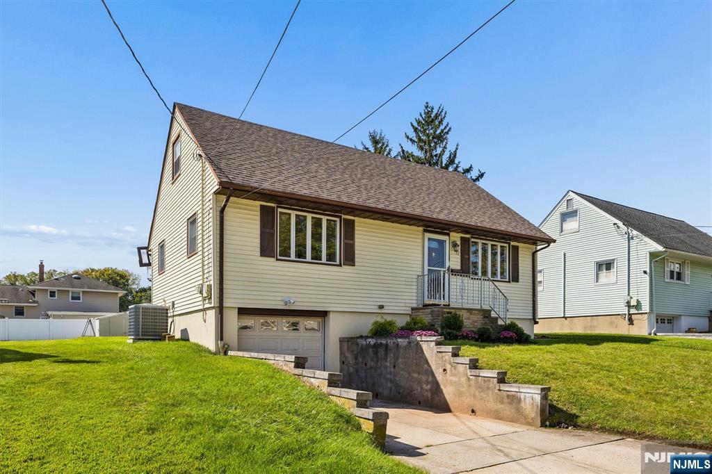 52 Huemmer Terrace - Photo 2