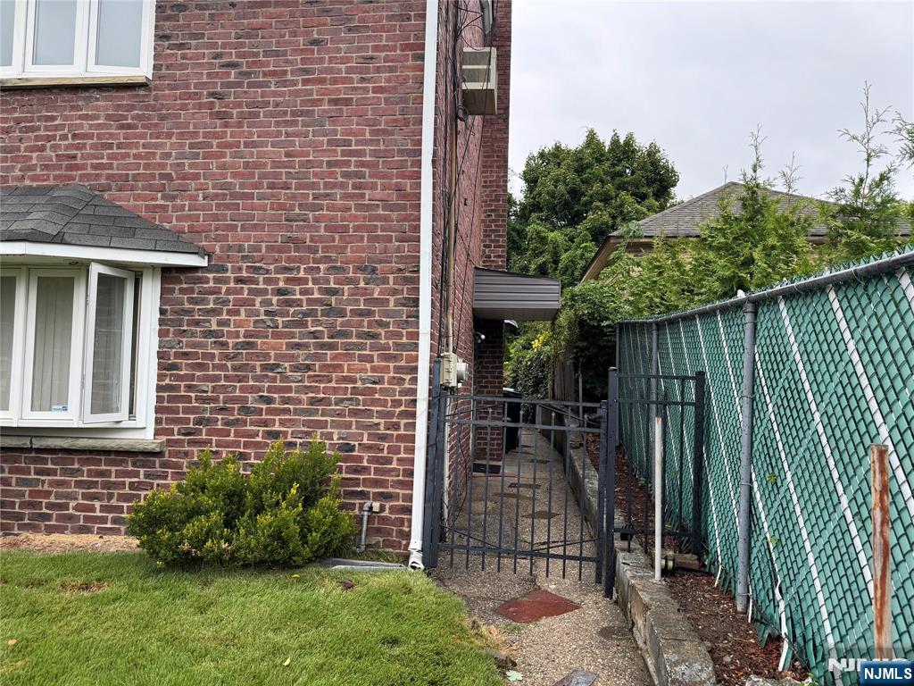 12 Clark Avenue 2 - Photo 3