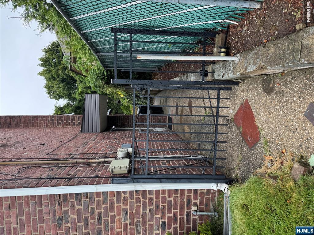 12 Clark Avenue 2 - Photo 4
