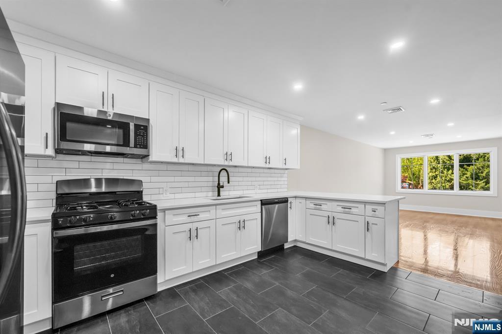 162 Closter Dock Road A - Photo 2