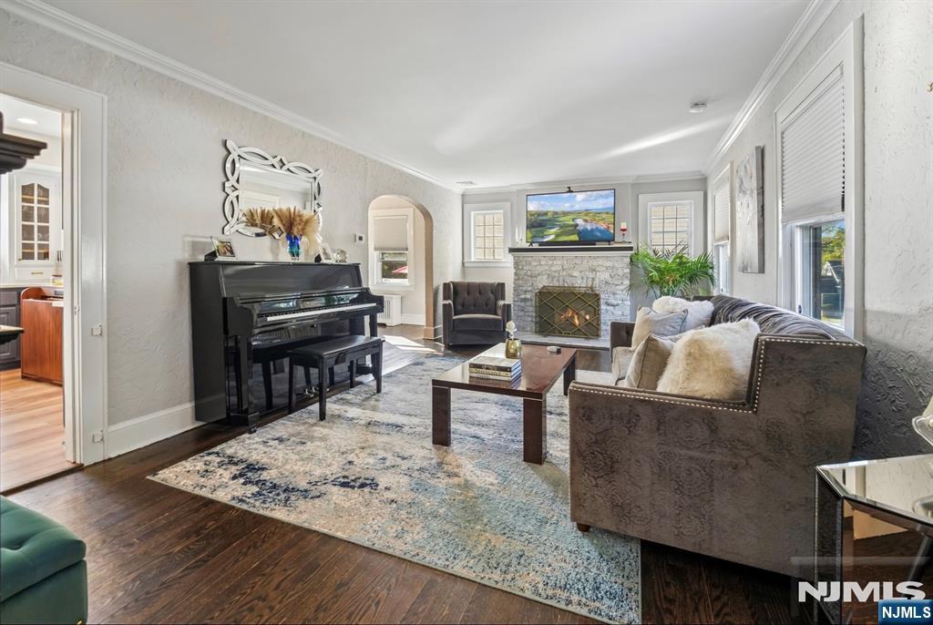 Photo 3 of Single family home for sale at 45 Hudson St, Little Falls, NJ 07424 | MLS# 26037596 | Listing updated on 2026-10-08