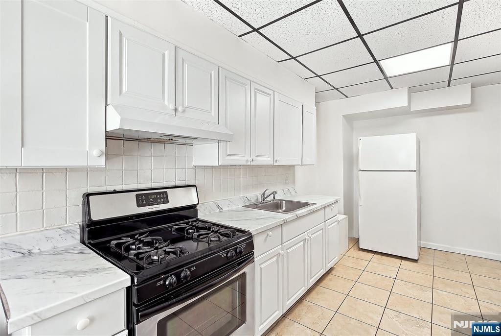 102 Exton Avenue - Photo 5