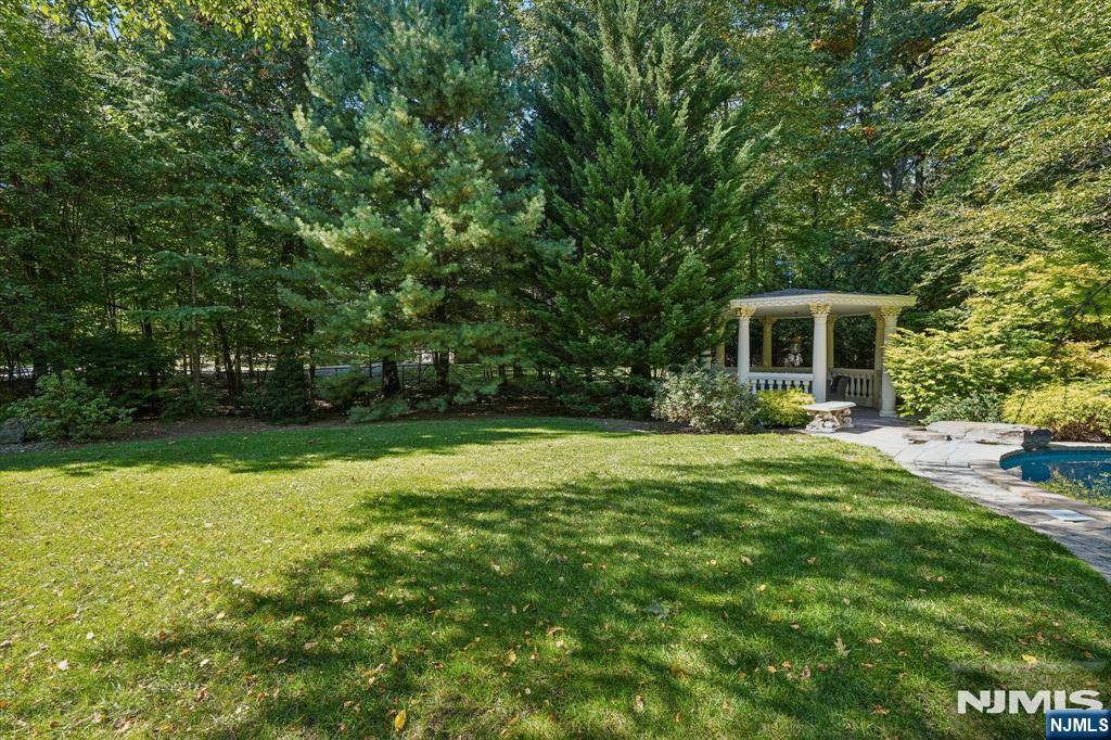 743 Peach Tree Lane — photo 35