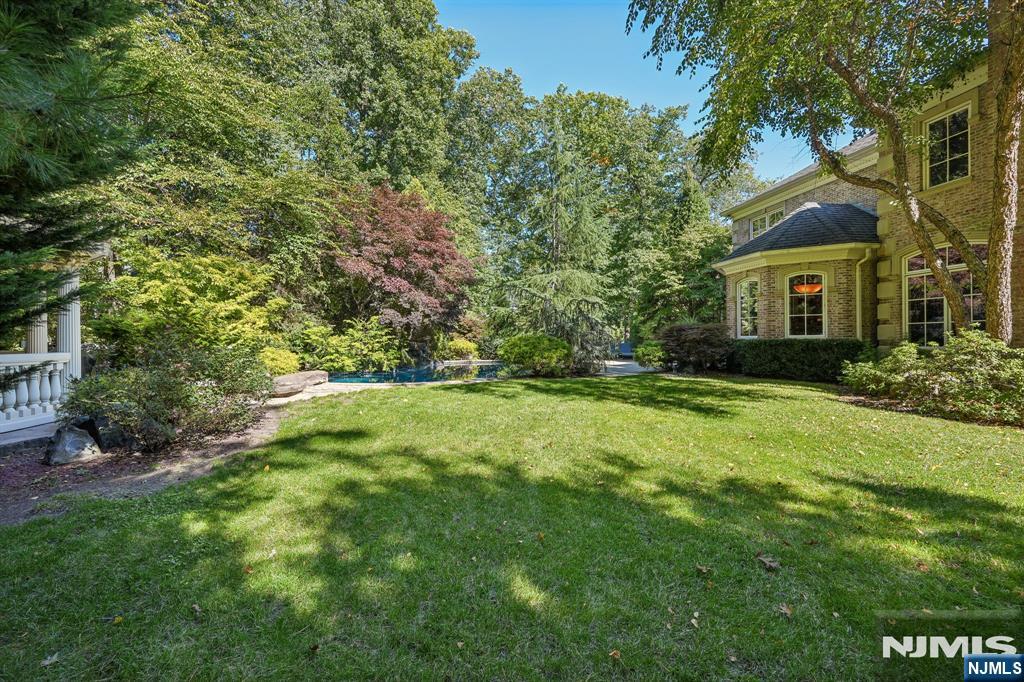 743 Peach Tree Lane — photo 38