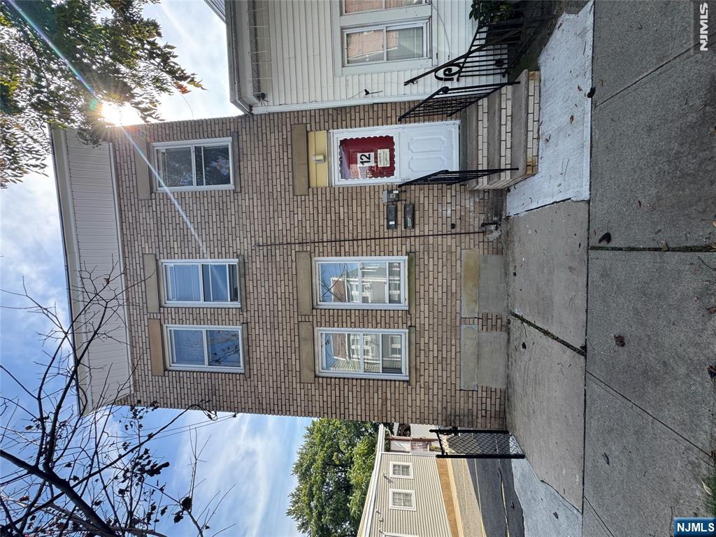 12 Magnolia Street 1 - Photo 1