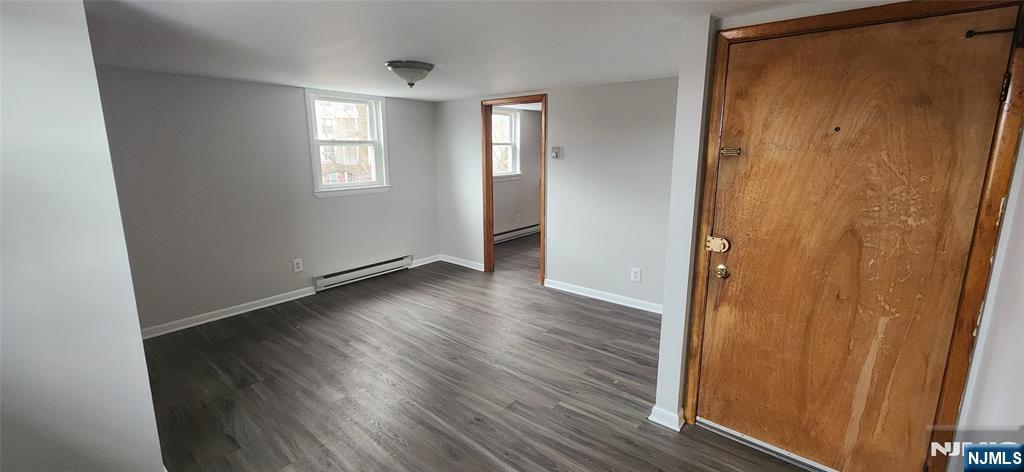 229-233 Park 10 - Photo 4