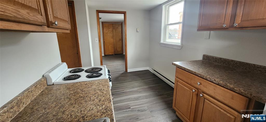 229-233 Park 10 - Photo 5