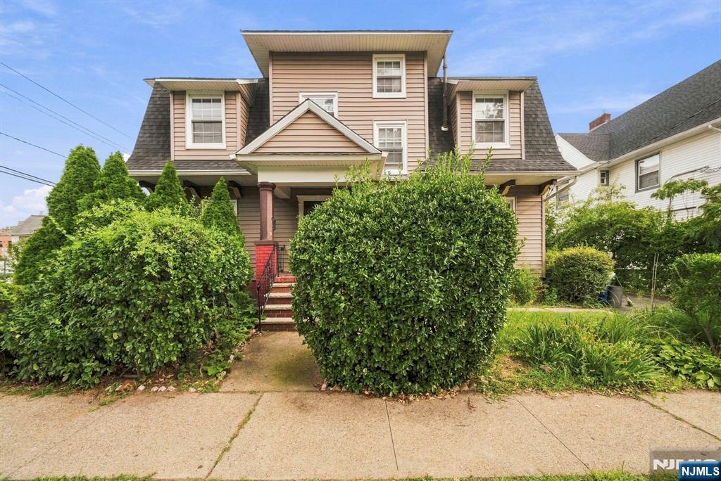 44 Vanderbeck Place - Photo 2