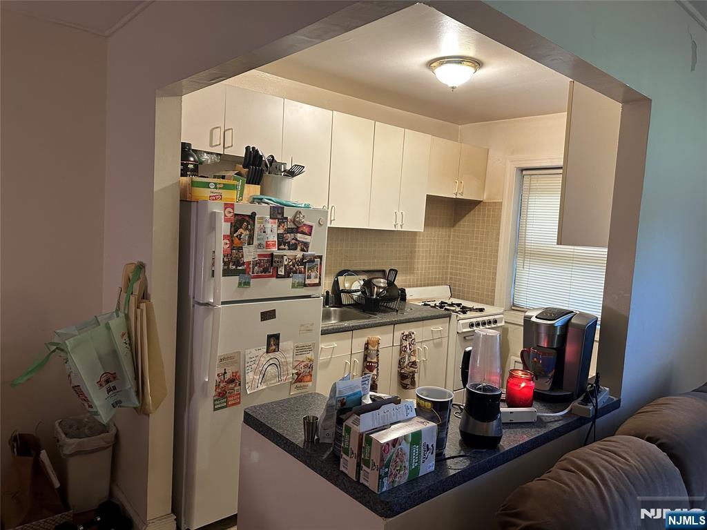 Photo 1 of Condo for sale at 3021 Edwin Ave #1B, Fort Lee, NJ 07024 | MLS# 26037649 | Listing updated on 2026-10-05