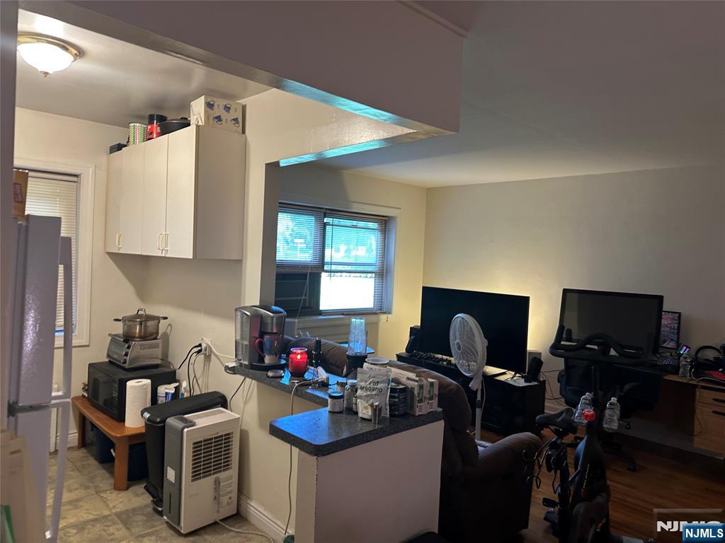 3021 Edwin Avenue 1B - Photo 2