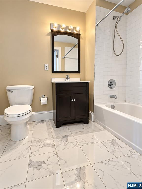 13-23 River Road 204 - Photo 4
