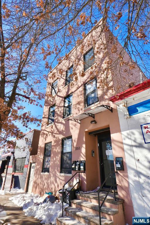 351 Mulberry Street - Photo 2
