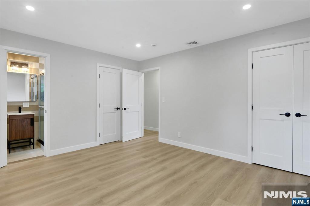11 Raymond Street — photo 19