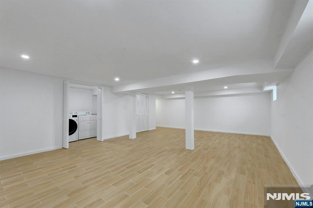 11 Raymond Street — photo 29