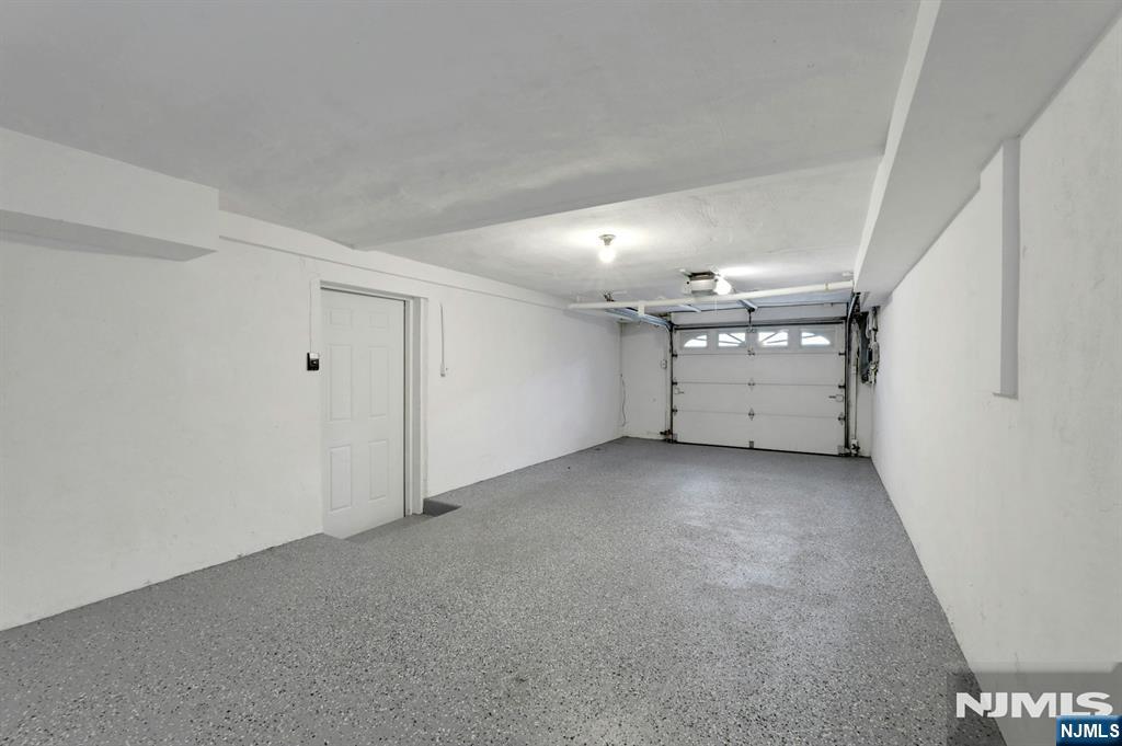 11 Raymond Street — photo 38
