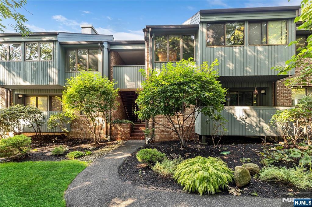132 Indian Hollow Court - Photo 3