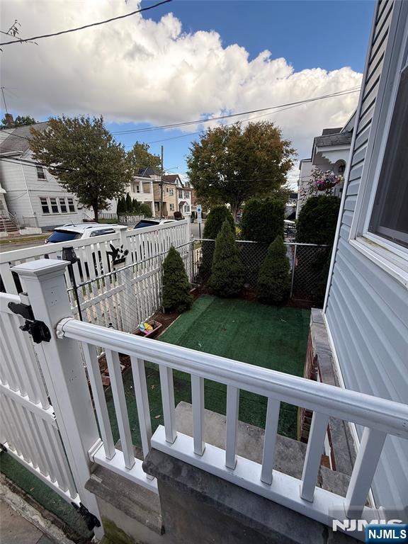 10 Maple Street 1 - Photo 2