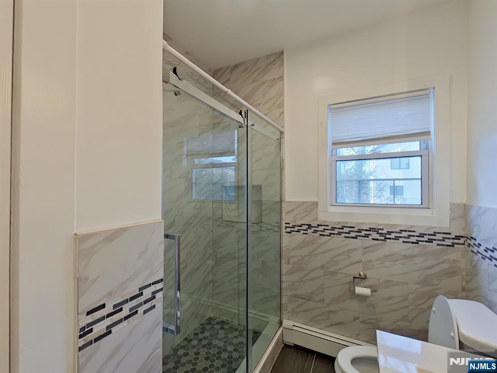 210 Warren Avenue Left A - Photo 4