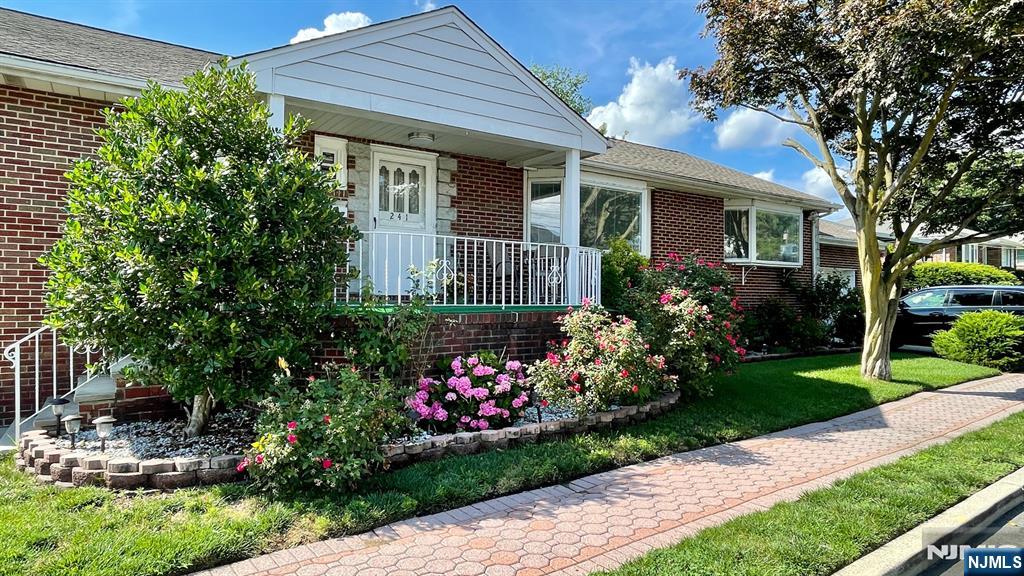 241 Bellemeade Avenue - Photo 1