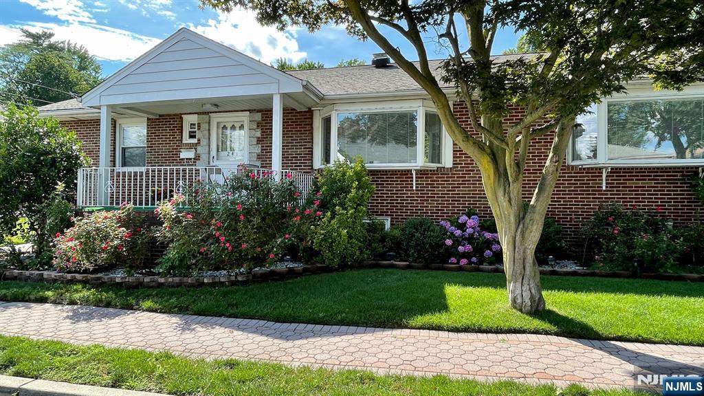 241 Bellemeade Avenue - Photo 2