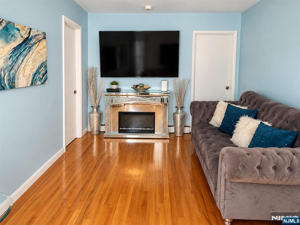 79 Chester Avenue - Photo 3