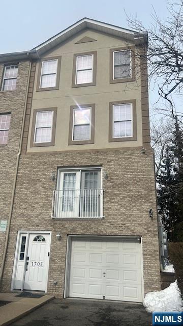 17 Zabriskie Street 1705 - Photo 1