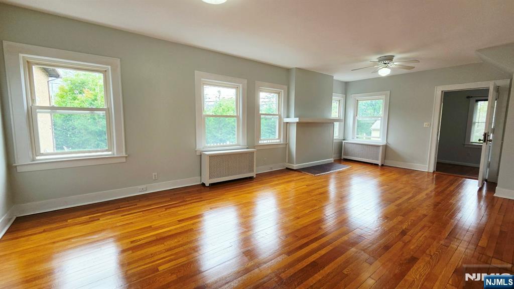 181 Grand Avenue 1st floor - Photo 2