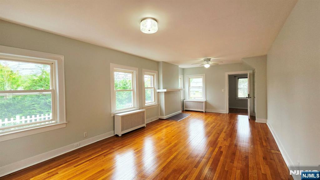 181 Grand Avenue 1st floor - Photo 3