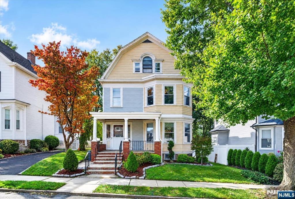 78 Stewart Avenue - Photo 1