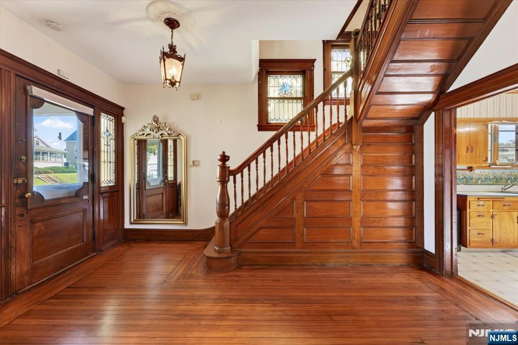 78 Stewart Avenue - Photo 3