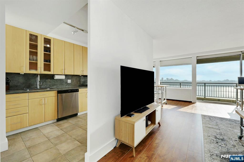 4 Horizon Road 1027 - Photo 4