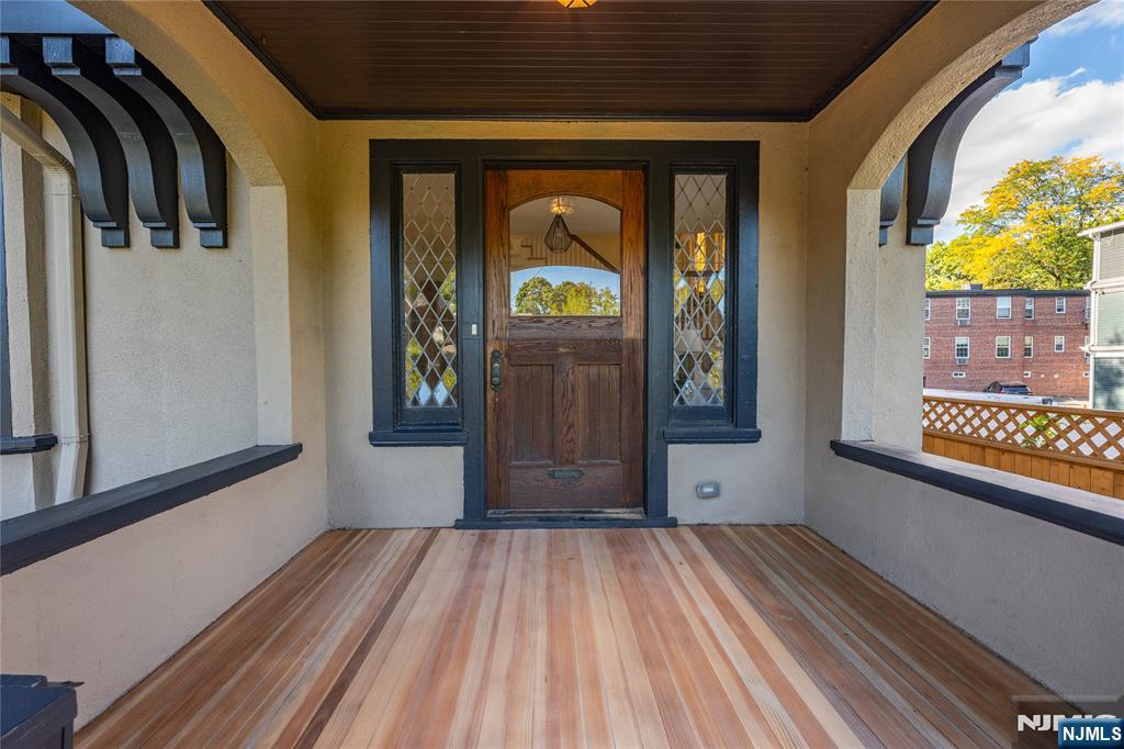16 Upper Mountain Avenue - Photo 2