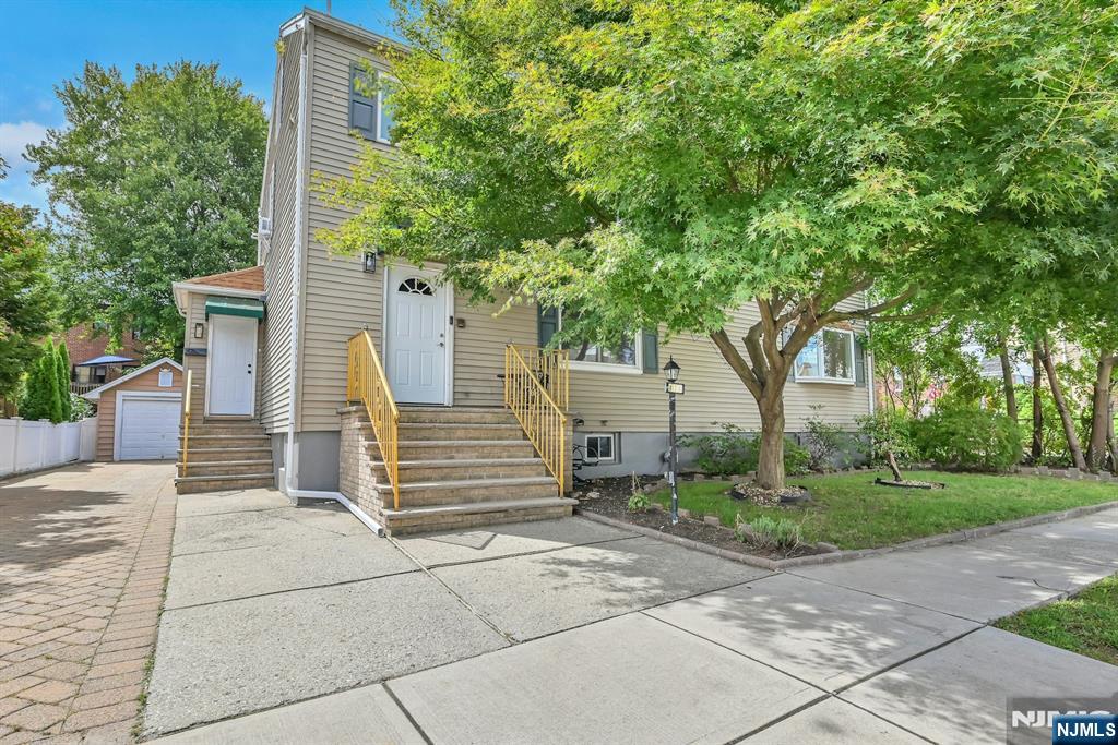 470 Washington Avenue 1 - Photo 2