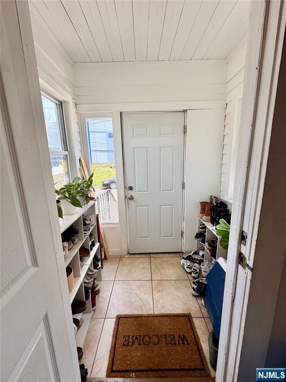 115 Chestnut Avenue - Photo 2