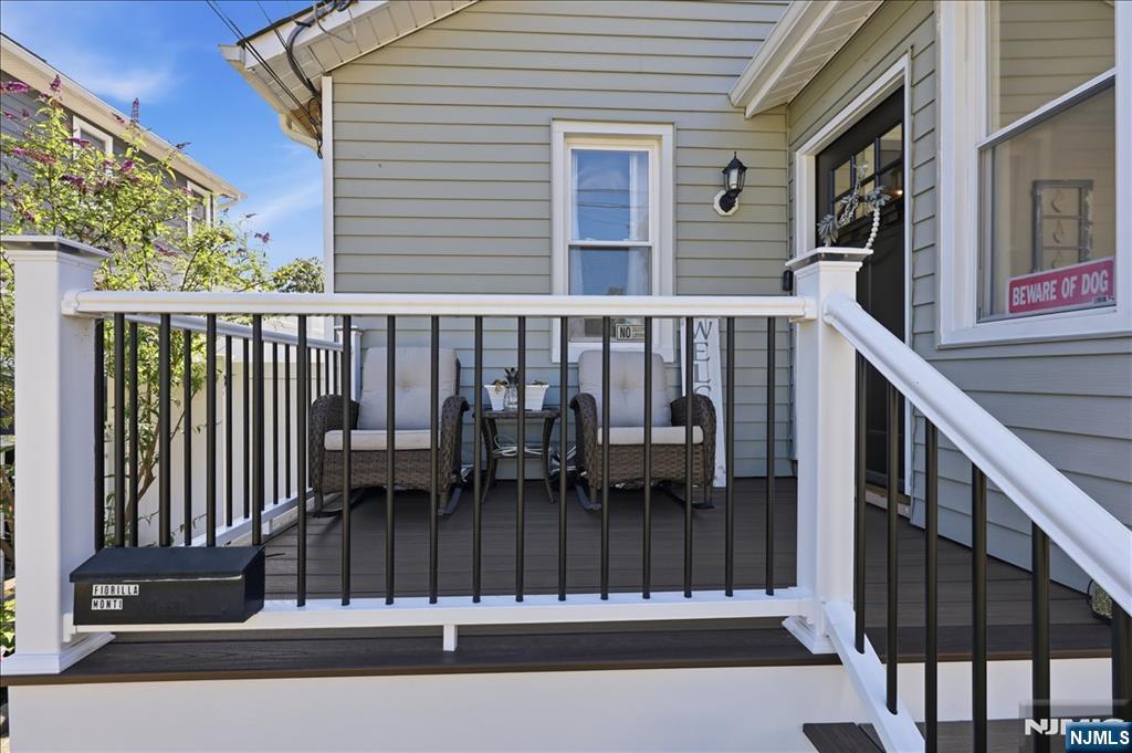 66 7th Avenue - Photo 4