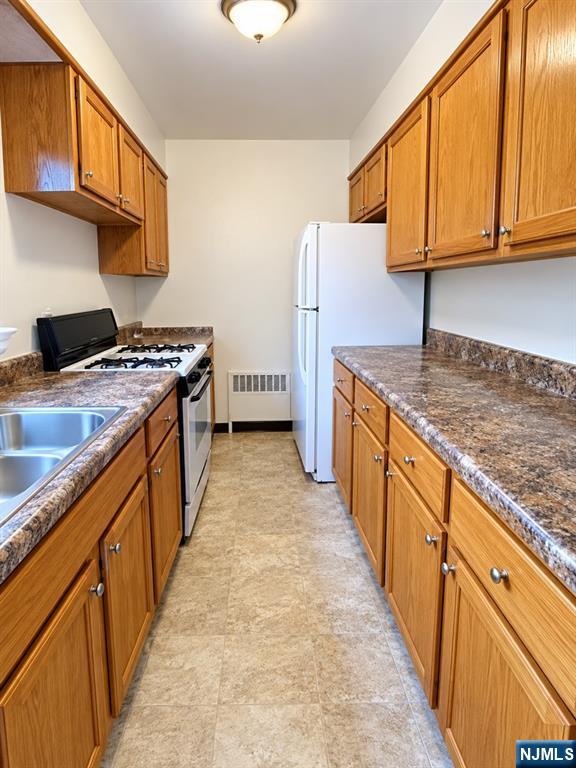295 Essex Street 295A - Photo 3