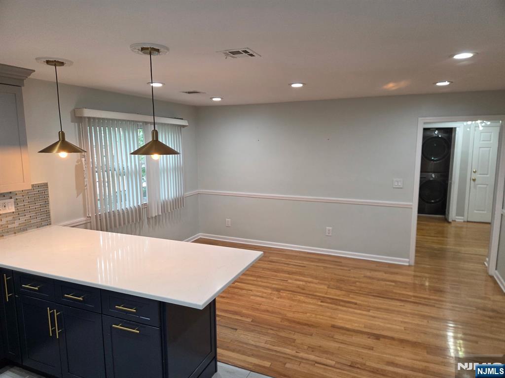 689 Gates Terrace - Photo 5