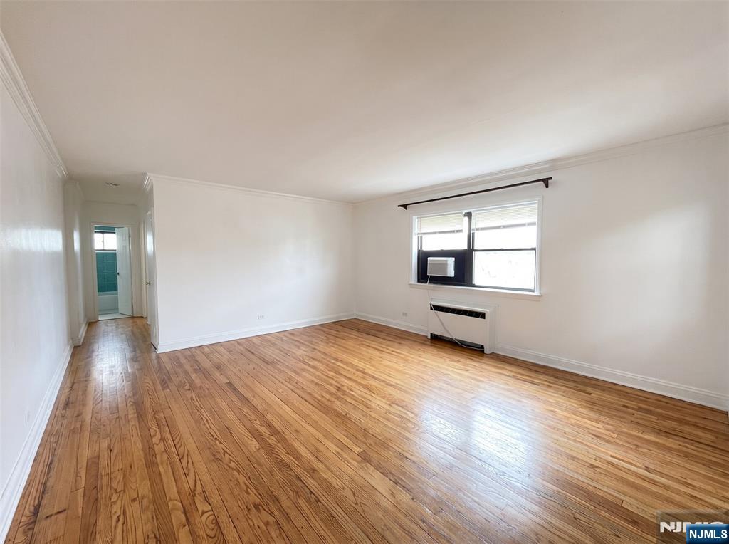 3081 Edwin Avenue 1A - Photo 2