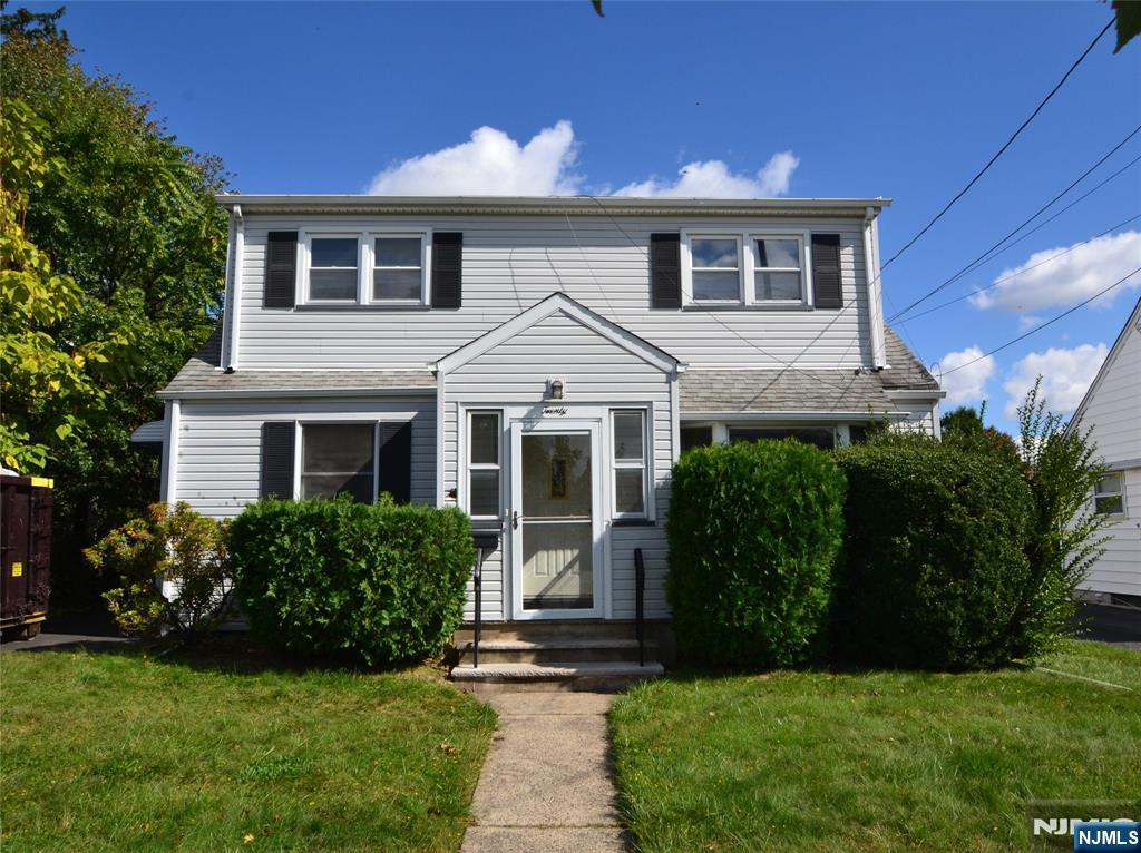 20 Long Hill Drive - Photo 1