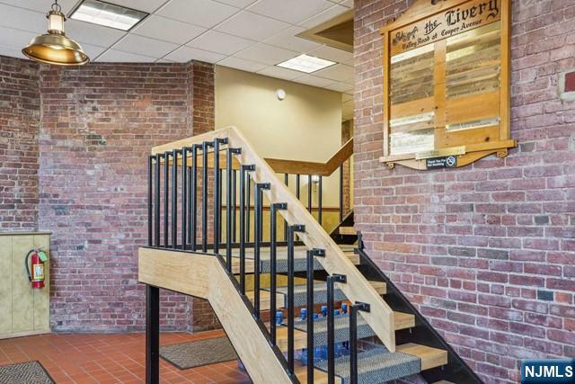 209 Cooper Avenue 10 - Photo 3