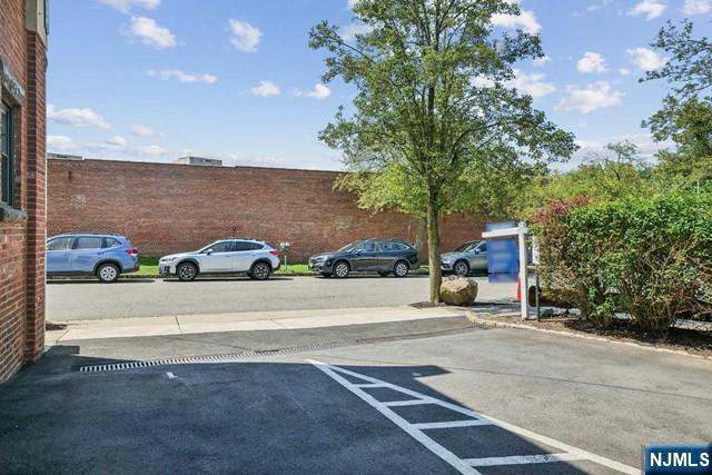 209 Cooper Avenue 10 - Photo 5
