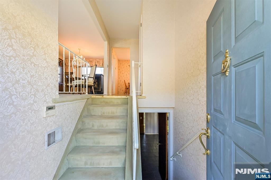 133 Cypress Road - Photo 4
