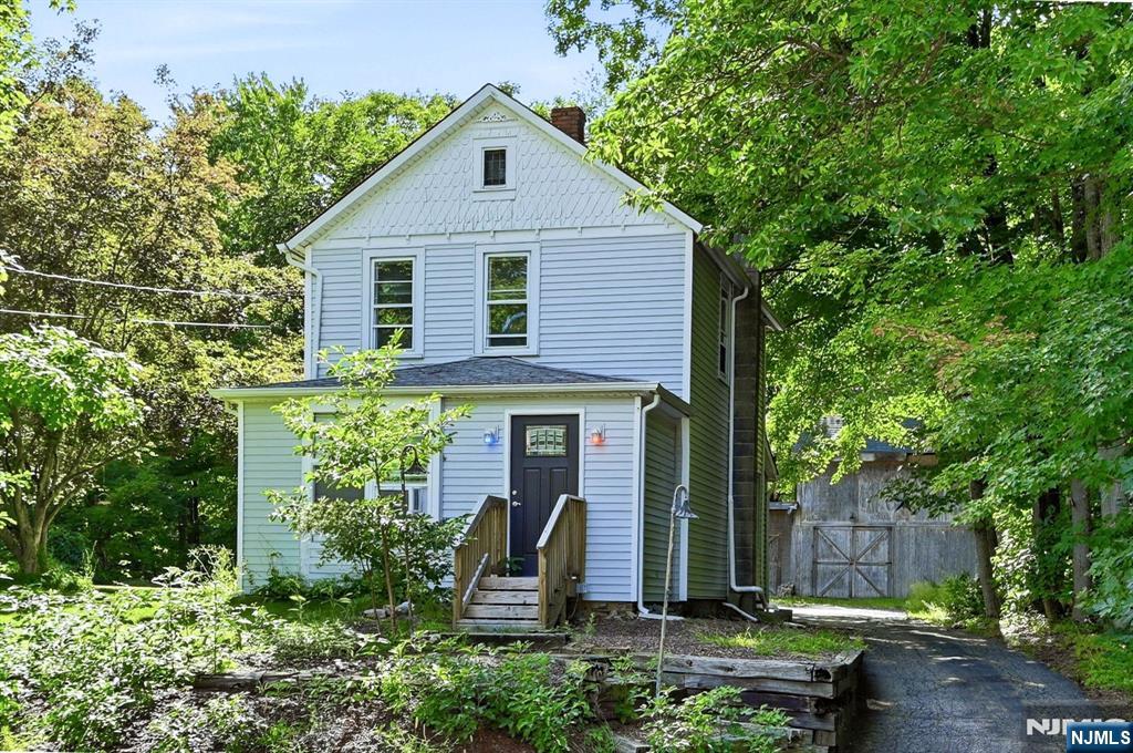 Photo 1 of Single family home for sale at 655 Macopin Rd, West Milford, NJ 07480 | MLS# 26037836 | Listing updated on 2026-10-15