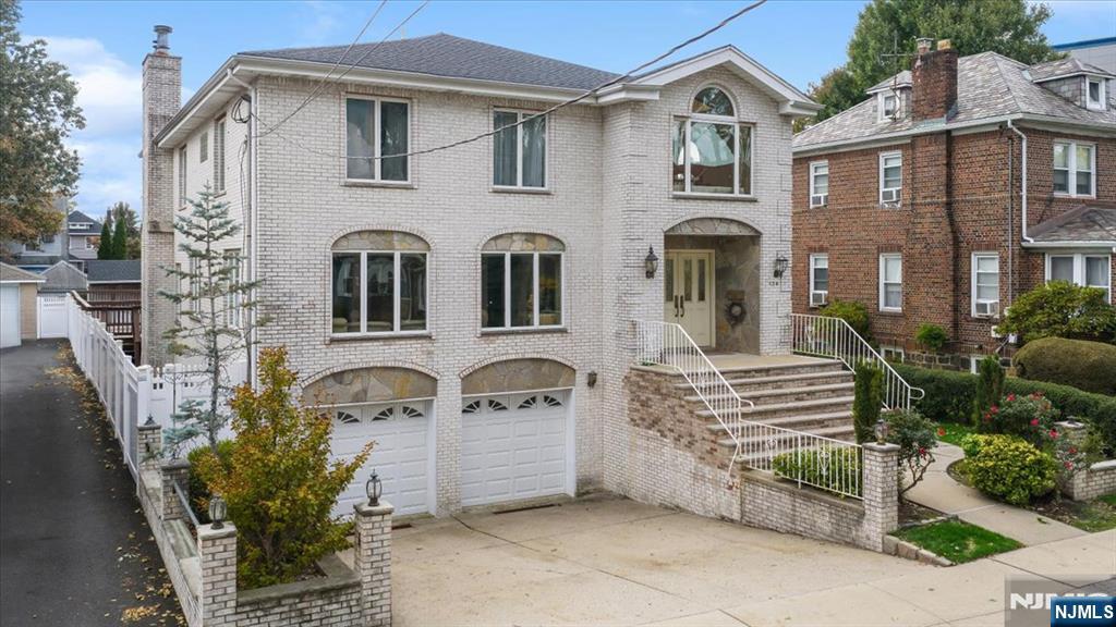 126 Edgewater Road - Photo 4