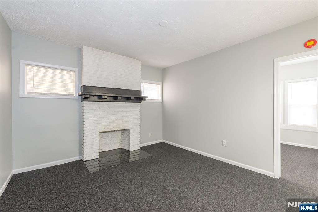 169 Woodside Avenue - Photo 4